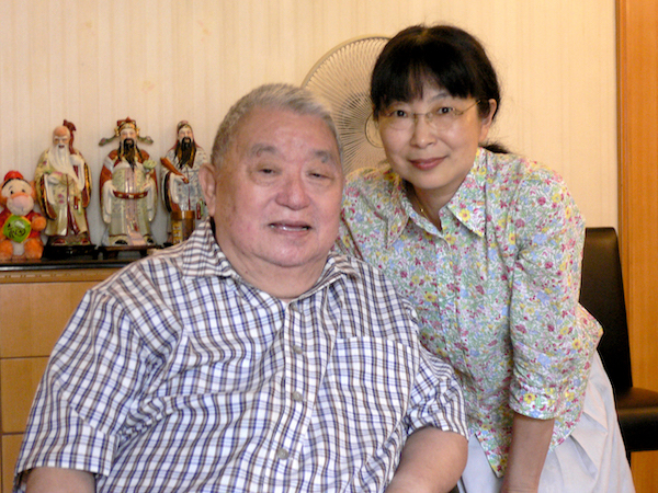2007: The Oral History Series Volume IV: Wong Tin-lam is published: (from left) Wong Tin-lam, Wong Ain-ling.
